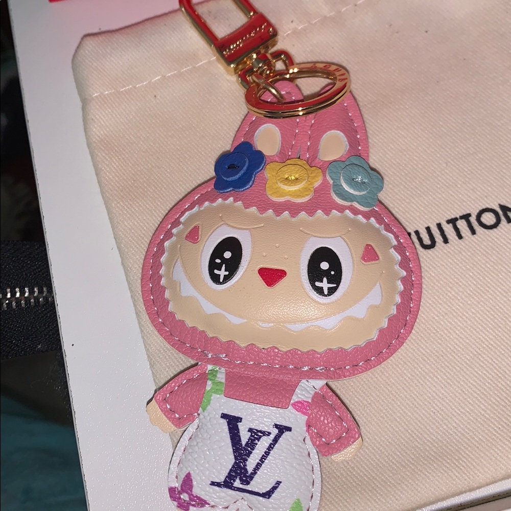 Louis Vuitton Pink Bunny Flower Leather Key Charm - Picture 4 of 5